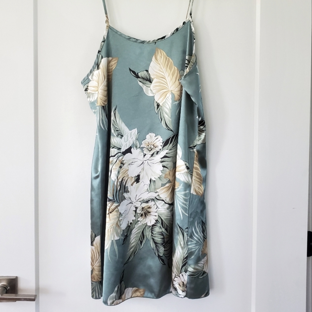 Sleepwear/Chemise